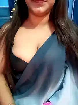 Snapshot of Gulabo-jaan chatting on December 31, 2024, 9:10 am Gulabo-jaan online show from December 31, 2024, 9:10 am