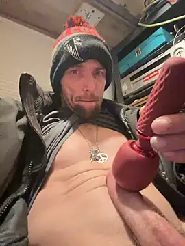 Snapshot of Followthepiper chatting on January 14, 2025, 10:59 am Followthepiper online show from January 14, 2025, 10:59 am