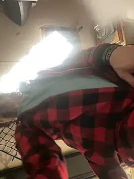 Snapshot of Followthepiper chatting on March 19, 2025, 9:06 am Followthepiper online show from March 19, 2025, 9:06 am