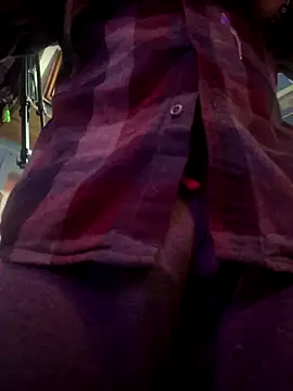 Snapshot of Followthepiper chatting on November 29, 2025, 10:18 am Followthepiper online show from November 29, 2025, 10:18 am