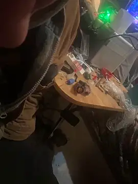 Snapshot of Followthepiper chatting on November 30, 2025, 4:22 pm Followthepiper online show from November 30, 2025, 4:22 pm