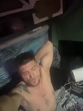 Snapshot of Followthepiper chatting on December 2, 2025, 10:38 pm Followthepiper online show from December 2, 2025, 10:38 pm