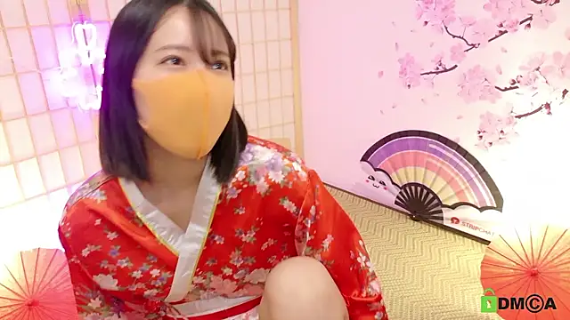 maika08 online show from December 18, 2025, 2:01 pm