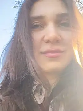 QuitieLia online show from January 10, 2025, 8:18 am