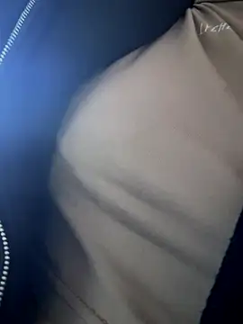 QuitieLia online show from September 27, 2025, 9:25 am