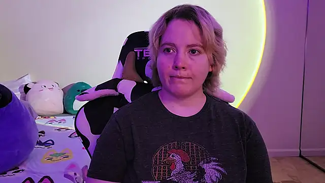 InternetFairy XO online show from December 22, 2024, 2:16 pm