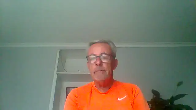 tuggy59 online show from September 16, 2025, 5:41 am