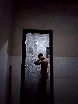 cirilopaupqueno online show from October 9, 2025, 9:46 pm