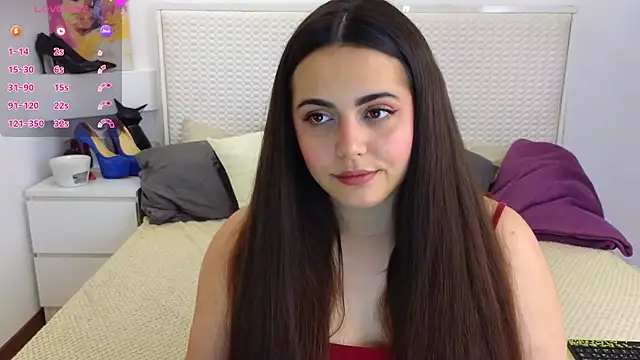 Snapshot of Eva_Rogers_ chatting on September 15, 2025, 8:03 am Eva Rogers  online show from September 15, 2025, 8:03 am