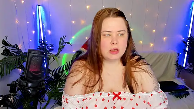 Akemi BBW online show from January 11, 2025, 6:44 pm