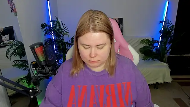 Akemi BBW online show from February 18, 2025, 12:48 am