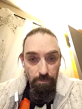 teekoine1 online show from November 3, 2025, 9:27 pm