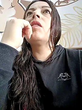 seherlatin online show from February 23, 2025, 4:13 pm