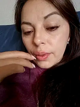 seherlatin online show from October 19, 2025, 3:56 pm