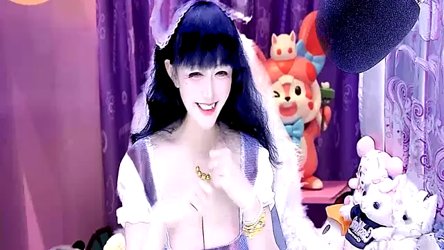 kumamon- online show from January 11, 2025, 2:47 pm