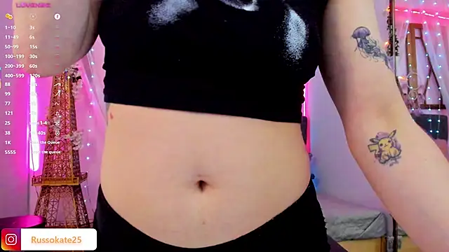 laura olssen online show from October 9, 2025, 12:36 pm