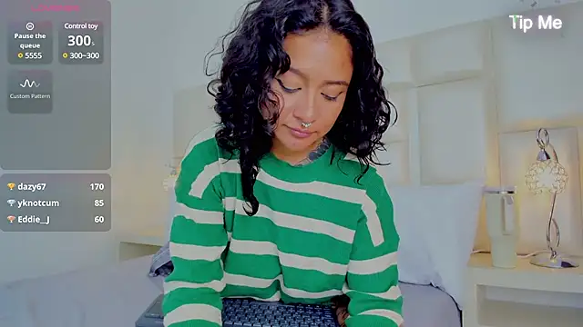 AliceBanks online show from January 23, 2025, 5:42 pm