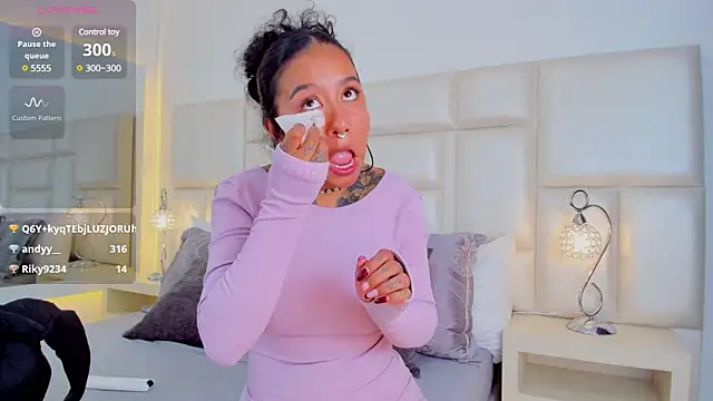 AliceBanks online show from February 26, 2025, 11:52 am