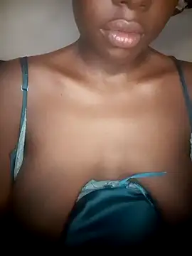 Snapshot of Saggy_boobs chatting on December 13, 2024, 7:10 pm Saggy boobs online show from December 13, 2024, 7:10 pm