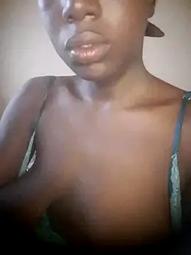 Snapshot of Saggy_boobs chatting on December 21, 2024, 5:14 am Saggy boobs online show from December 21, 2024, 5:14 am