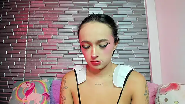 issagarcia online show from December 20, 2024, 2:05 pm