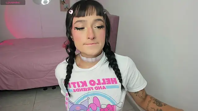 issagarcia online show from March 19, 2025, 1:40 pm