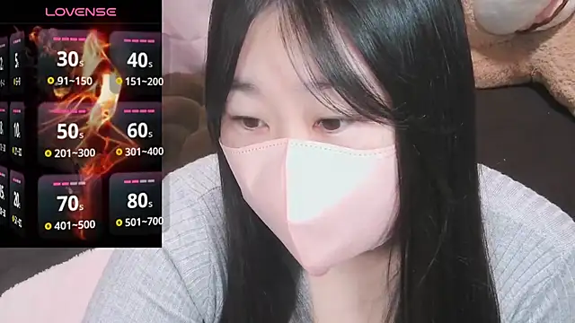 yuinyan3150 online show from January 20, 2025, 6:10 pm