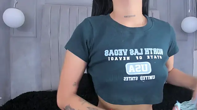 MafeOlimpo online show from March 11, 2025, 1:26 am