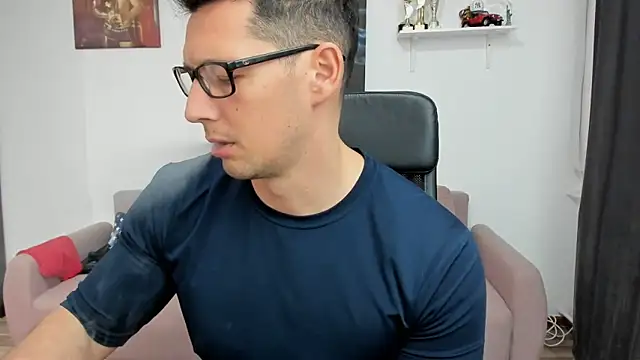 BrutusK08 online show from February 11, 2025, 3:08 pm