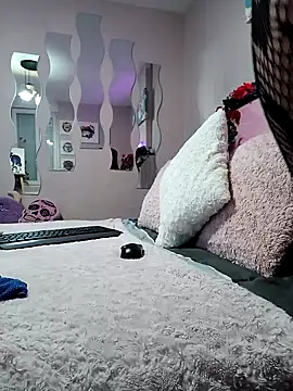 Snapshot of Lia_Roxx chatting on January 25, 2025, 4:24 pm Lia Roxx online show from January 25, 2025, 4:24 pm