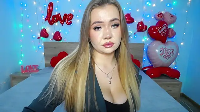 Snapshot of StacyYellig chatting on February 17, 2025, 12:05 pm StacyYellig online show from February 17, 2025, 12:05 pm