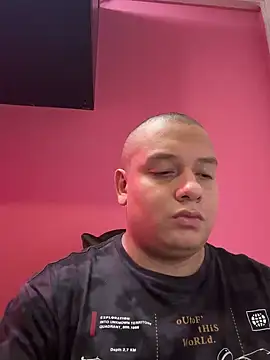 Snapshot of randall_maddox chatting on February 17, 2025, 7:21 pm randall maddox online show from February 17, 2025, 7:21 pm