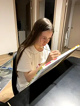 HelloRoxy online show from October 21, 2025, 5:46 pm