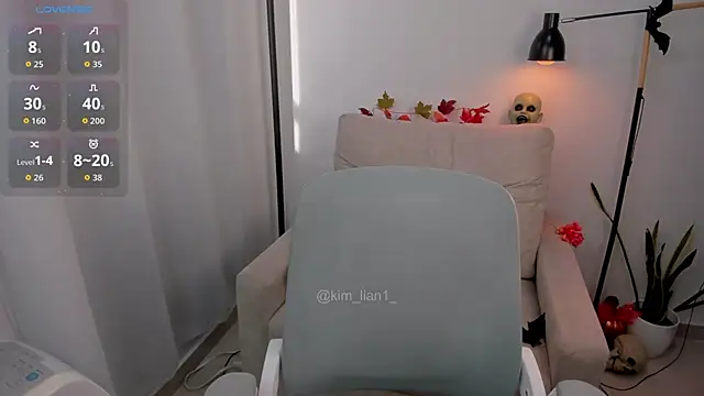 Snapshot of kim_lian21 chatting on October 31, 2025, 12:06 pm kim lian21 online show from October 31, 2025, 12:06 pm