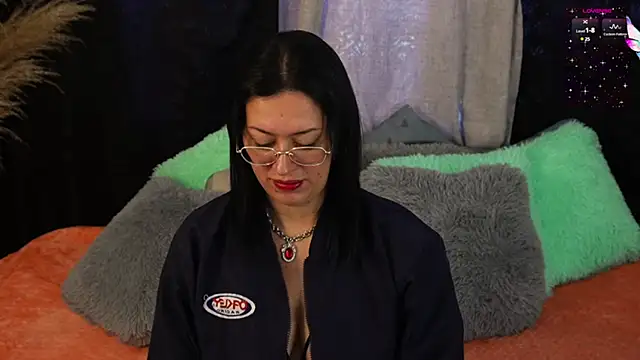 Snapshot of isaibanez chatting on February 25, 2025, 1:17 pm isaibanez online show from February 25, 2025, 1:17 pm