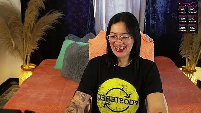 Snapshot of isaibanez chatting on March 2, 2025, 4:21 pm isaibanez online show from March 2, 2025, 4:21 pm