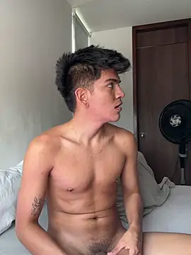 santiago 01 online show from December 15, 2024, 4:15 pm