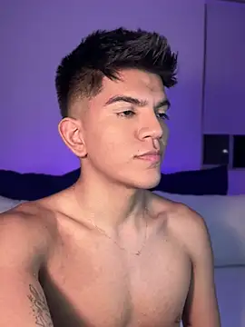 santiago 01 online show from January 12, 2025, 4:10 am