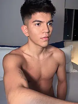 santiago 01 online show from January 23, 2025, 2:12 am