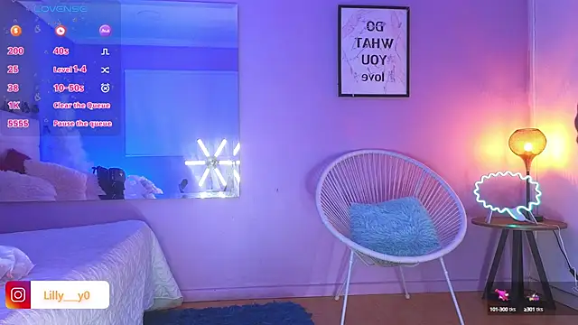 LillyDolls23 online show from February 9, 2025, 2:29 pm