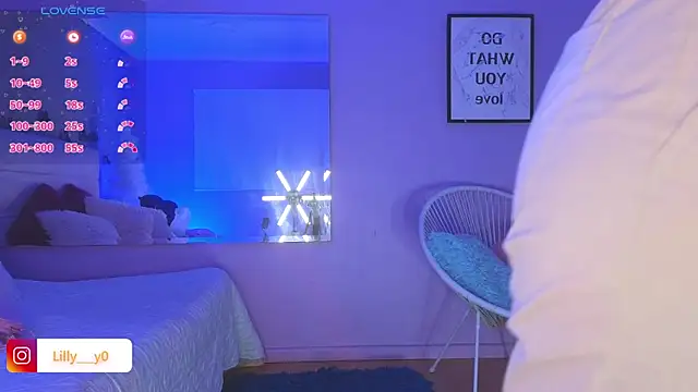 LillyDolls23 online show from February 18, 2025, 1:22 pm