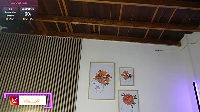 LillyDolls23 online show from November 5, 2025, 1:00 pm