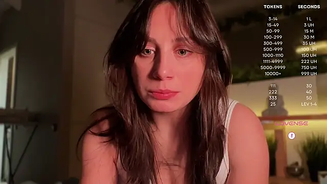 moon deity  online show from December 4, 2025, 9:56 pm