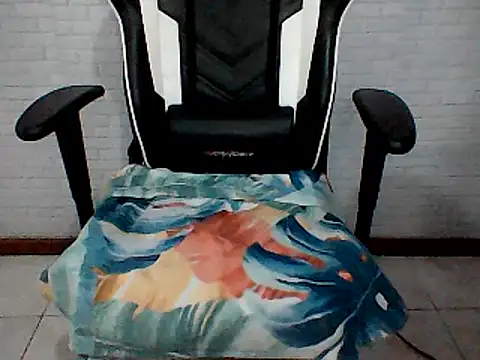 Snapshot of Casada_Exibida_RJ chatting on March 14, 2025, 1:48 am Casada Exibida RJ online show from March 14, 2025, 1:48 am