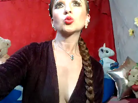 Snapshot of hottieperla chatting on December 17, 2024, 7:04 pm hottieperla online show from December 17, 2024, 7:04 pm