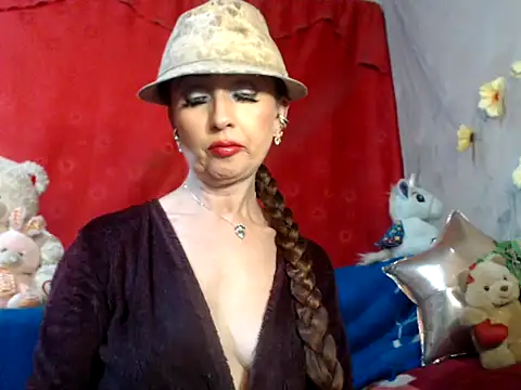 Snapshot of hottieperla chatting on December 23, 2024, 8:25 pm hottieperla online show from December 23, 2024, 8:25 pm