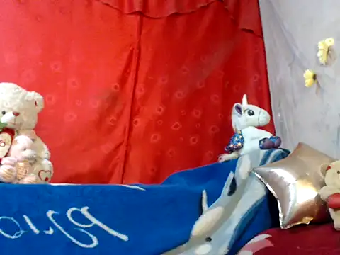 Snapshot of hottieperla chatting on December 26, 2024, 8:32 pm hottieperla online show from December 26, 2024, 8:32 pm