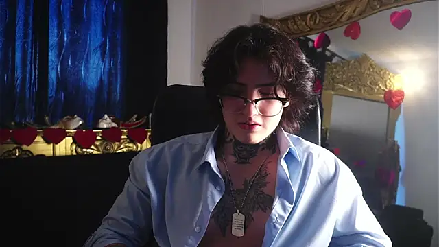 dantecoppolaa  online show from February 15, 2025, 8:11 pm