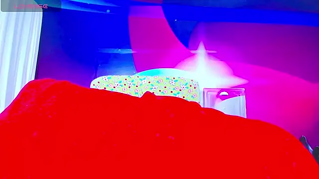 Cristalxxts online show from November 26, 2025, 5:03 pm