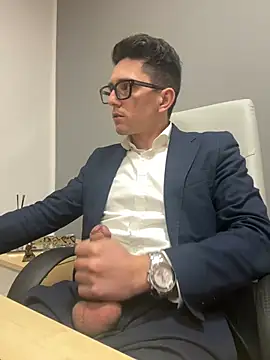 Snapshot of masterboss_ chatting on January 29, 2025, 1:07 pm masterboss online show from January 29, 2025, 1:07 pm